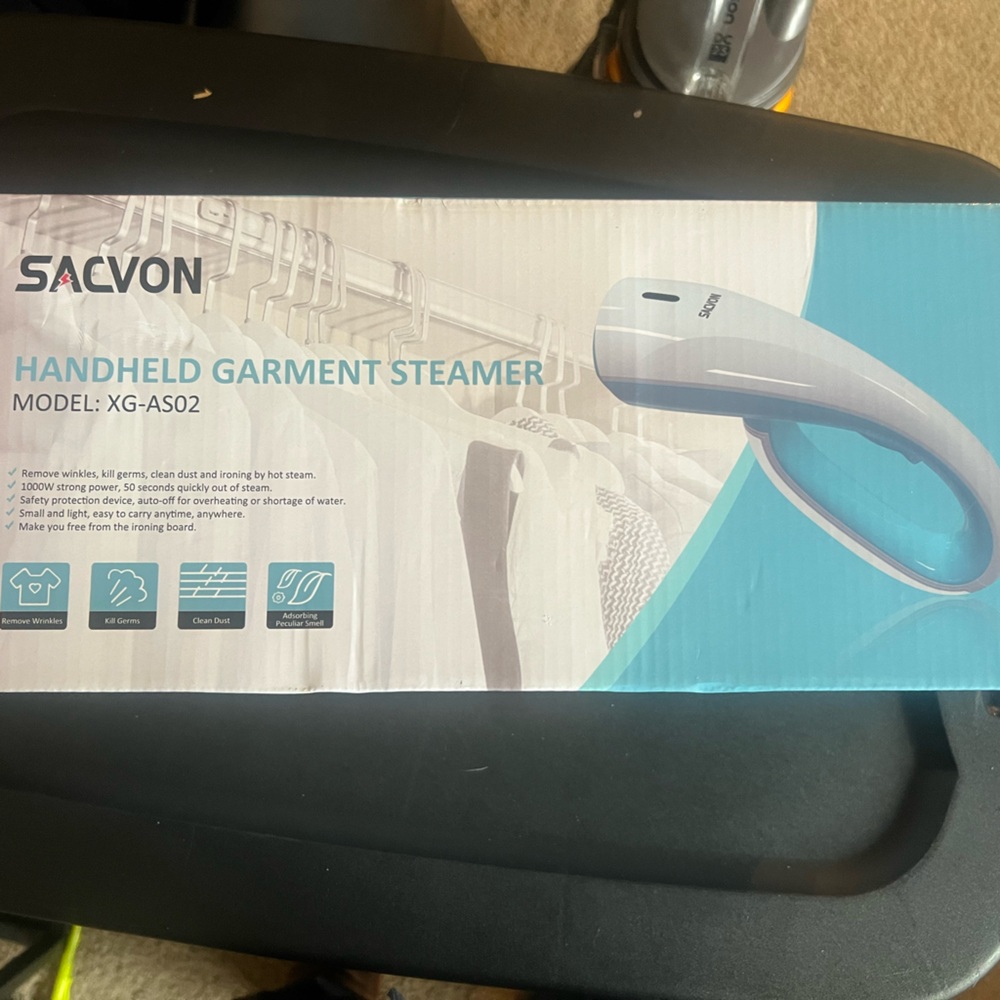 Lightweight -Handheld- Portable - Handheld Garment Steamer, 1000W, Brand NEW